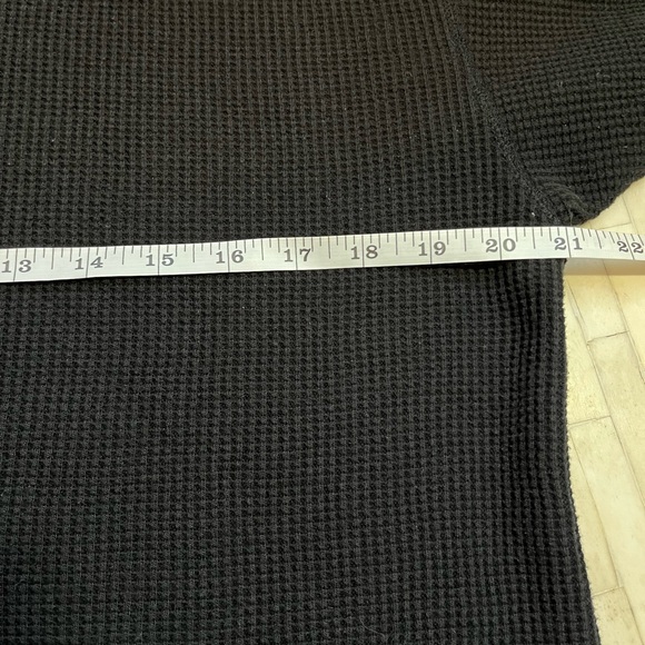 Uniqlo Black Waffle Comfy V-Neck Knit Midi Shirt Dress Size Large - Picture 10 of 11